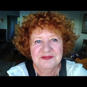 Meet your Posher, Denise